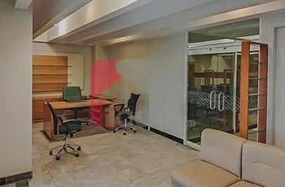 378 Sq.yd Office for Rent on Shahrah-e-Faisal, Karachi