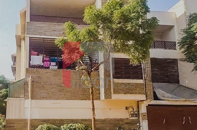300 Sq.yd House for Sale (First Floor) in Block 2, PECHS, Karachi