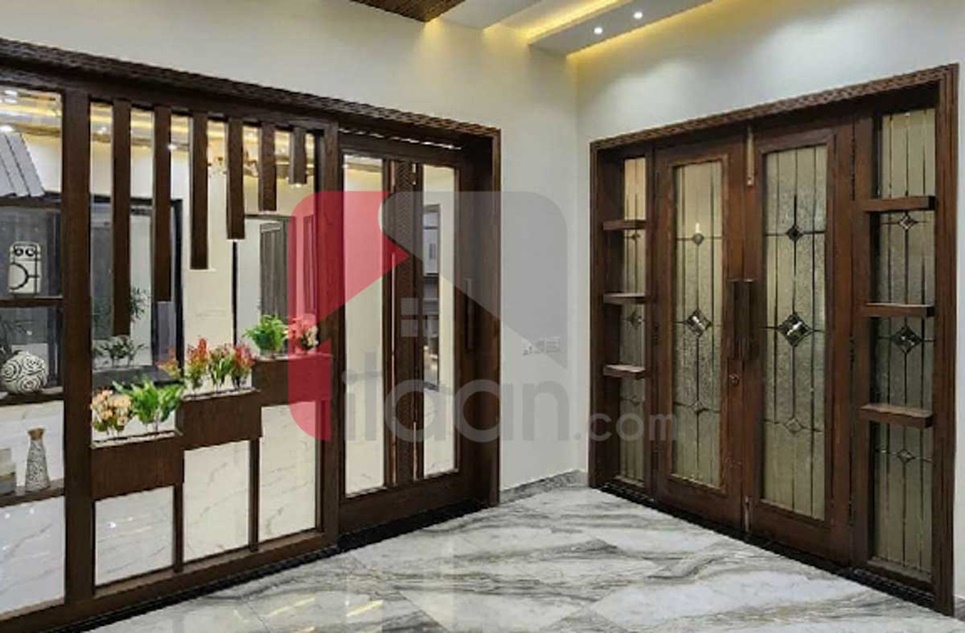 10 Marla House for Sale in Block C, Royal Orchard, Multan