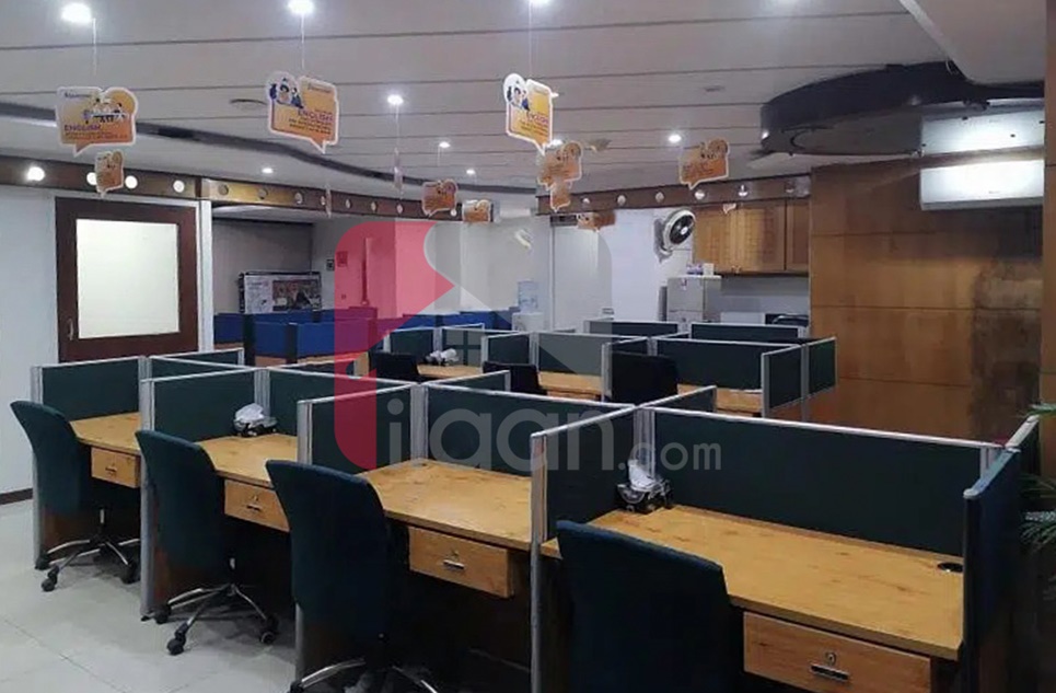 6.9 Marla Office for Sale in Gulberg, Lahore