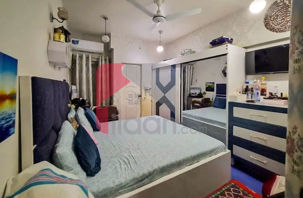 4 Bed Apartment for Sale in Block 13/D-2, Gulshan-e-iqbal, Karachi