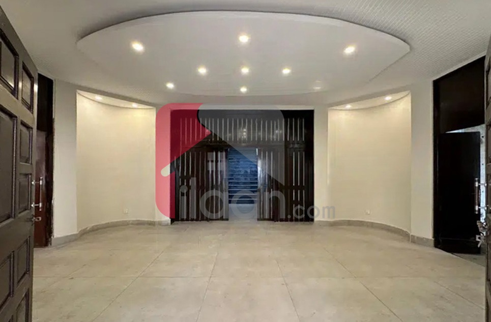 10 Kanal House for Rent in Gulberg, Lahore
