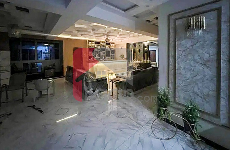 811 Sq.yd Penthouse for Sale in Latifabad Unit 2, Hyderabad