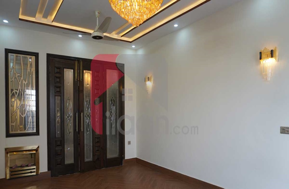 10 Marla House for Sale in Block J, Phase 2, Johar Town, Lahore