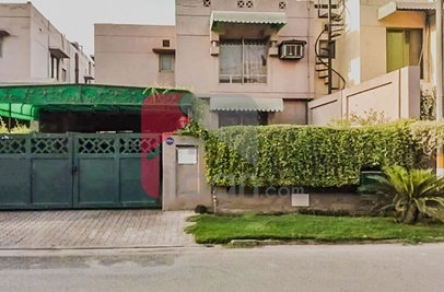 10 Marla House for Rent in Eden Avenue, Lahore