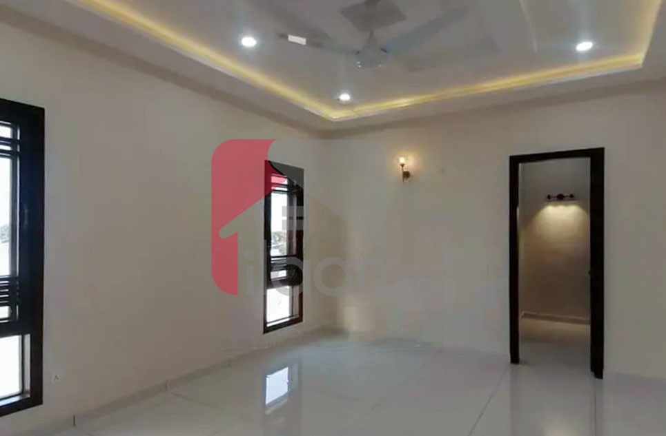 500 Sq.yd House for Rent in Phase 8, DHA Karachi