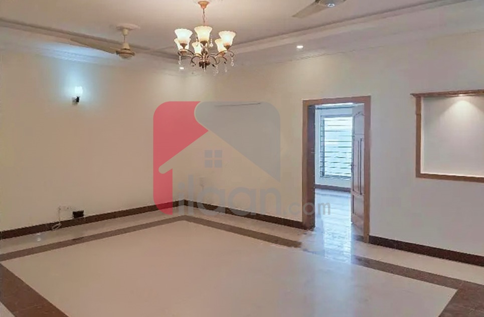 14 Marla House for Rent (First Floor) in G-13, Islamabad