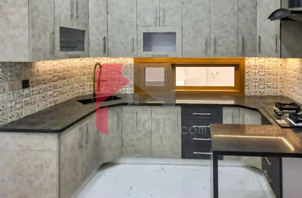 100 Sq.yd House for Sale in Phase 8, DHA Karachi