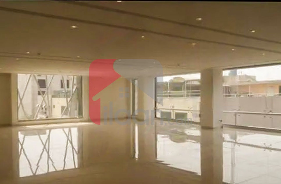 11.1 Marla Office for Rent in Gulberg, Lahore