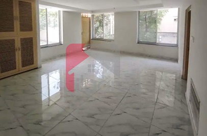 12.4 Marla Office for Rent in MM Alam Road, Gulberg-3, Lahore