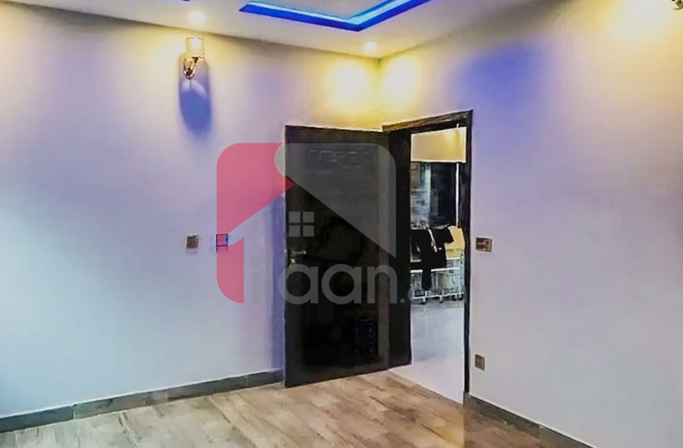 10 Marla House for Sale in Cavalry Ground Extension, Lahore