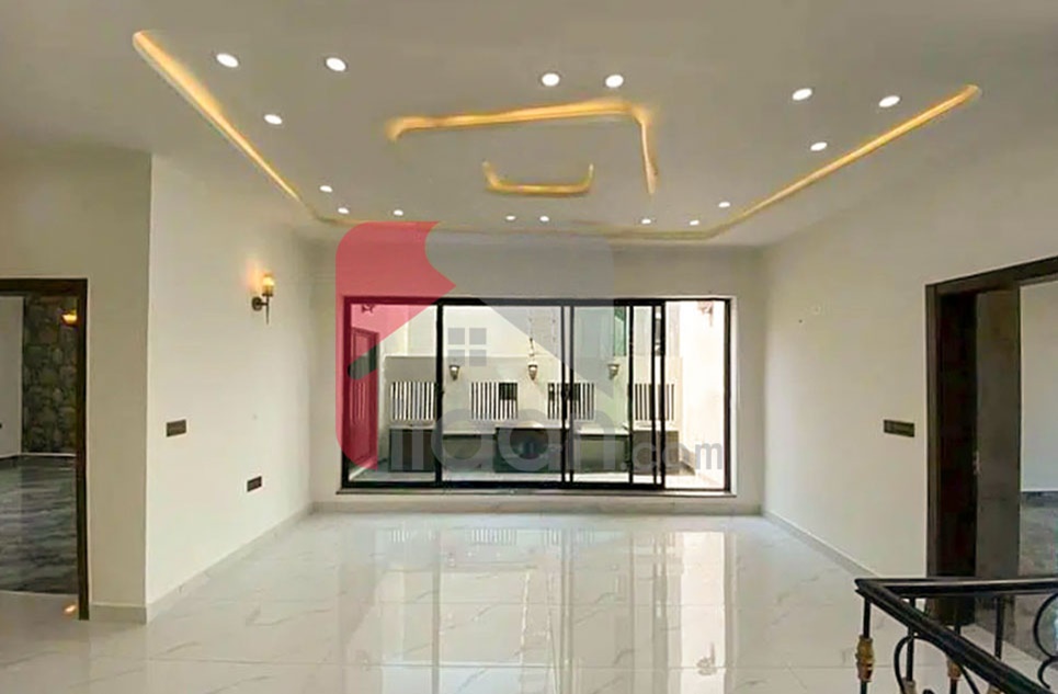 10 Marla House for Sale in Phase 2, Al Hafeez Garden, Lahore