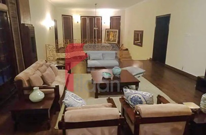 2 Kanal House for Rent in Gulberg, Lahore