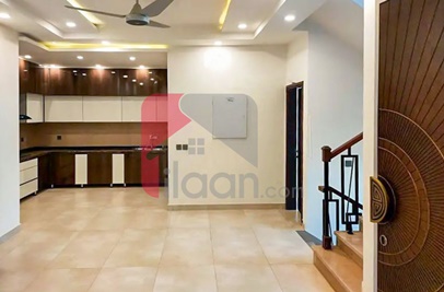 100 Sq.yd House for Sale in Phase 8, DHA Karachi