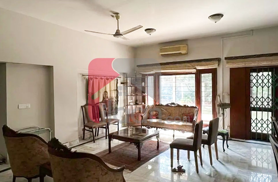 Room for Rent in Phase 2, DHA Karachi