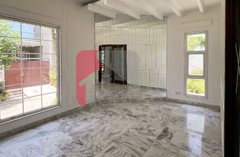 120 Sq.yd House for Rent in Phase 8, DHA Karachi