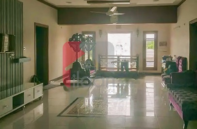 500 Sq.yd House for Sale in Phase 4, DHA Karachi