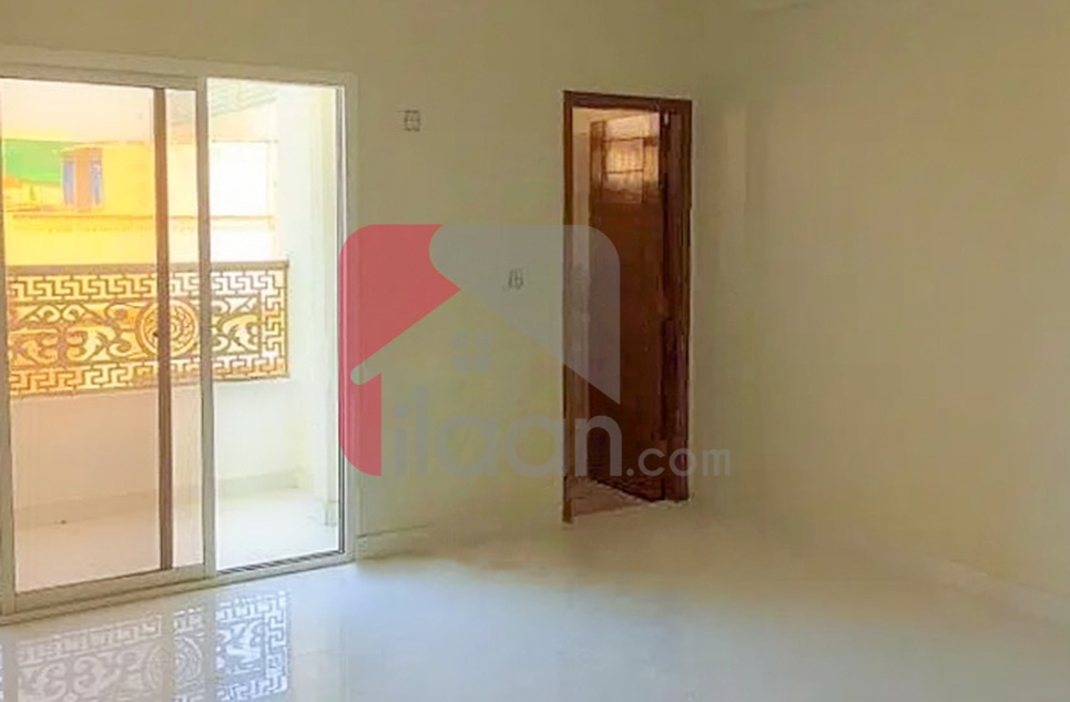 100 Sq.yd House for Sale (First Floor) in Block 2, PECHS, Karachi