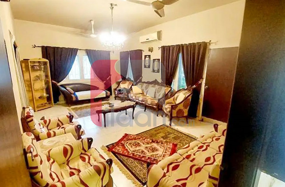 300 Sq.yd House for Sale in Phase 4, DHA Karachi