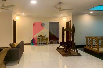 666 Sq.yd House for Rent in Phase 6, DHA Karachi