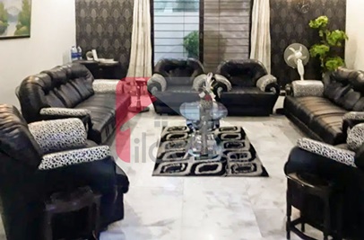 Room for Rent in Phase 6, DHA Karachi