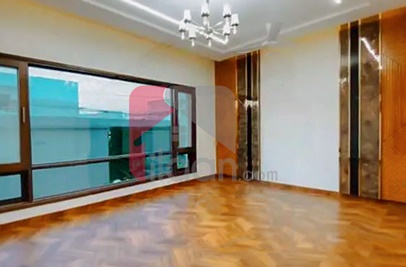 500 Sq.yd House for Sale in Phase 8, DHA Karachi