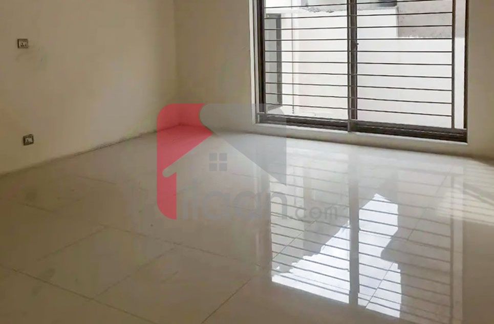 10 Marla House for Rent in Gulberg, Lahore