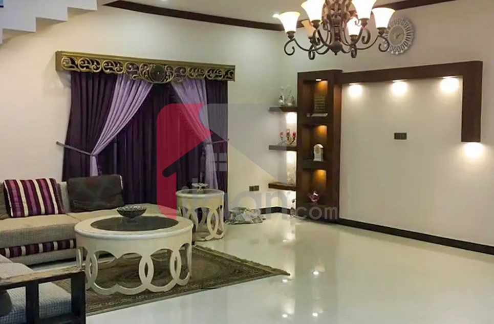 4 Kanal House for Rent in Gulberg-2, Lahore