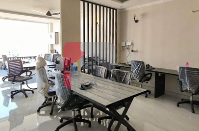 2.4 Marla Office for Rent in Gulberg, Lahore