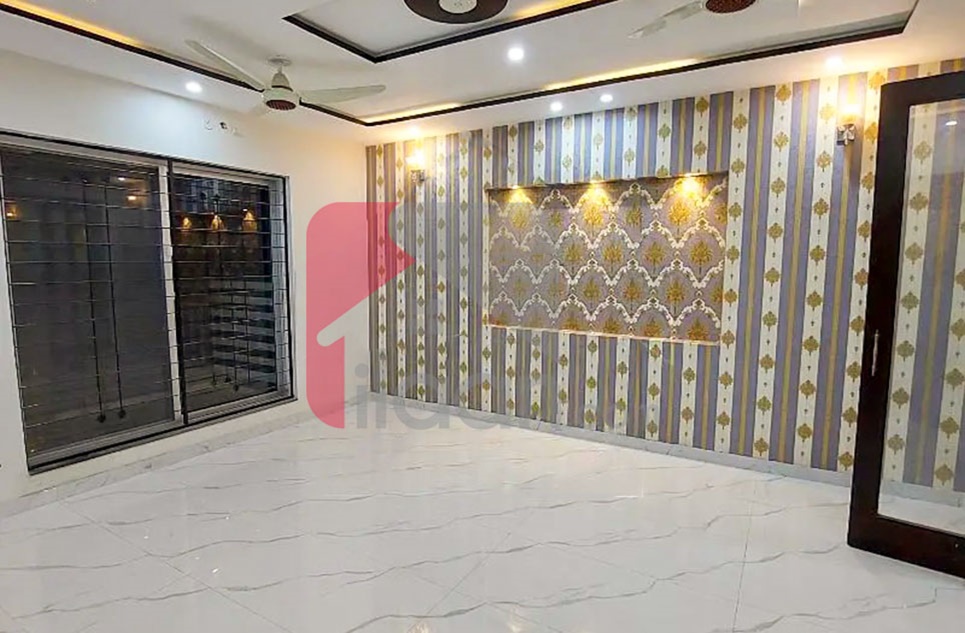 10 Marla House for Sale in Rafi Block, Sector E, Bahria Town, Lahore