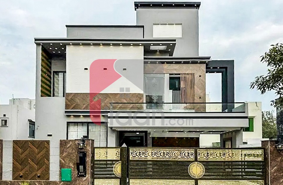 10 Marla House for Sale in Chambelli Block, Sector C, Bahria Town, Lahore