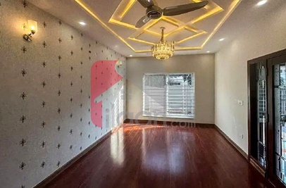 10 Marla House for Sale in Chambelli Block, Sector C, Bahria Town, Lahore