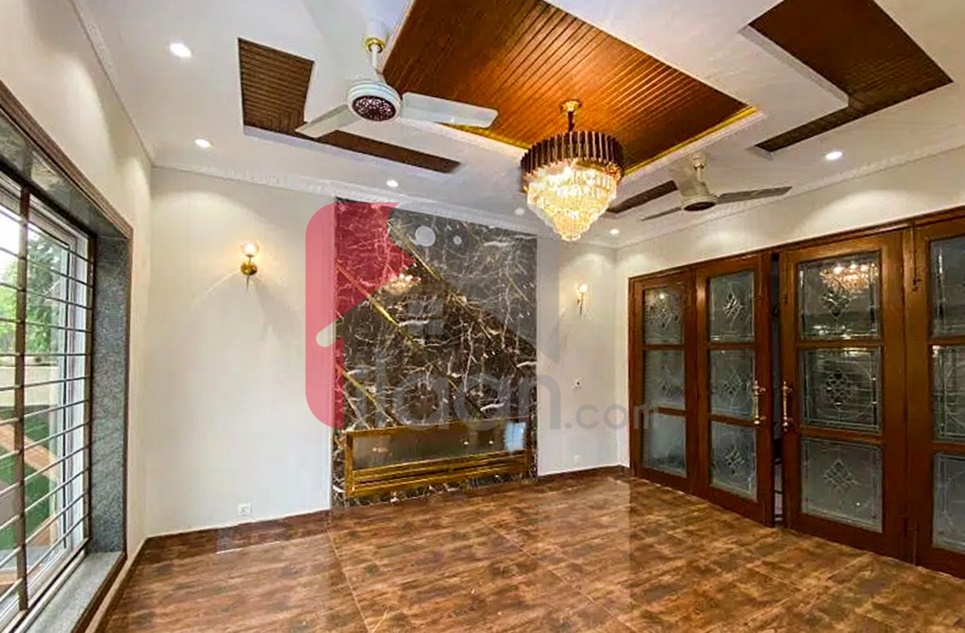 10 Marla House for Rent in Jasmine Block, Sector C, Bahria Town, Lahore
