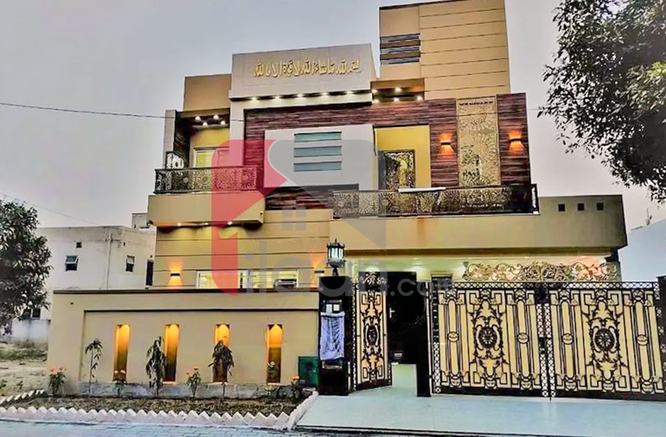 10 Marla House for Sale in Janiper Block, Sector C, Bahria Town, Lahore