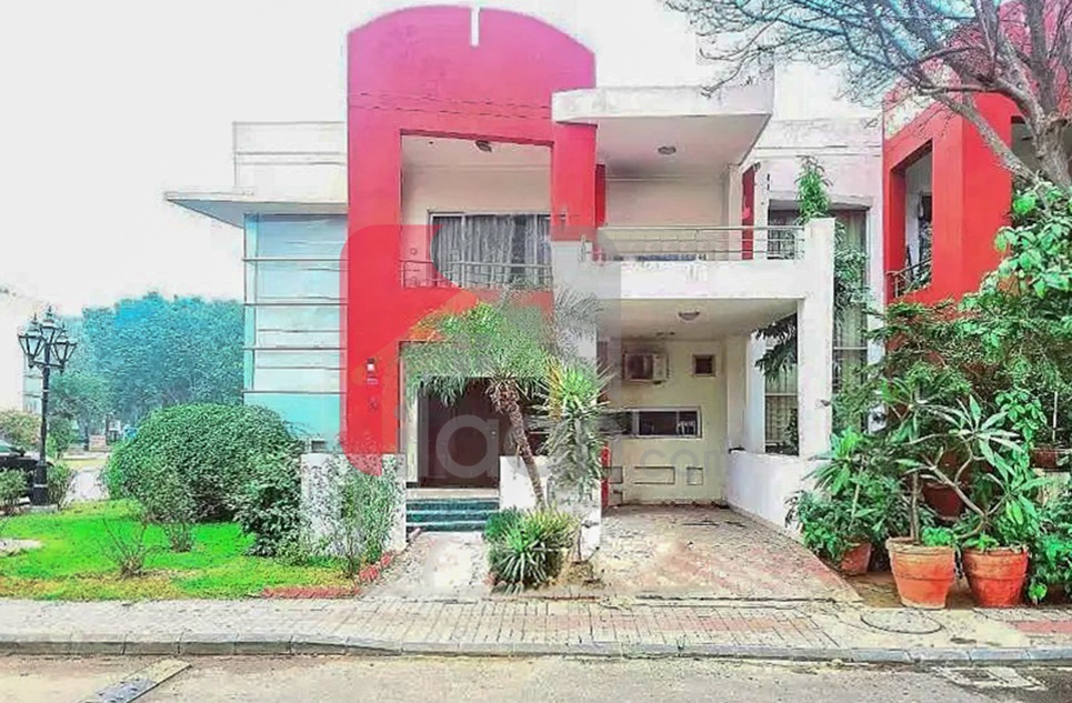 8 Marla House for Sale in Sector B, Bahria Town, Lahore