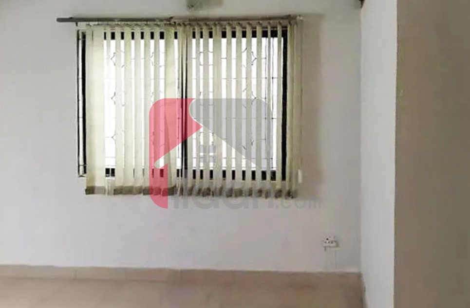 300 Sq.yd House for Sale in Phase 4, DHA Karachi