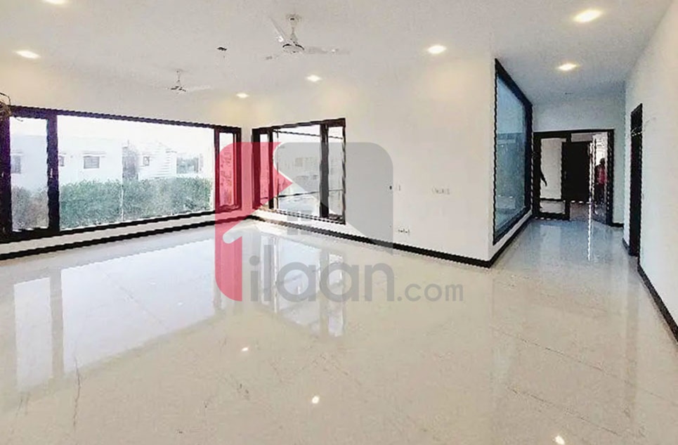 667 Sq.yd House for Rent (First Floor) in Phase 8, DHA Karachi