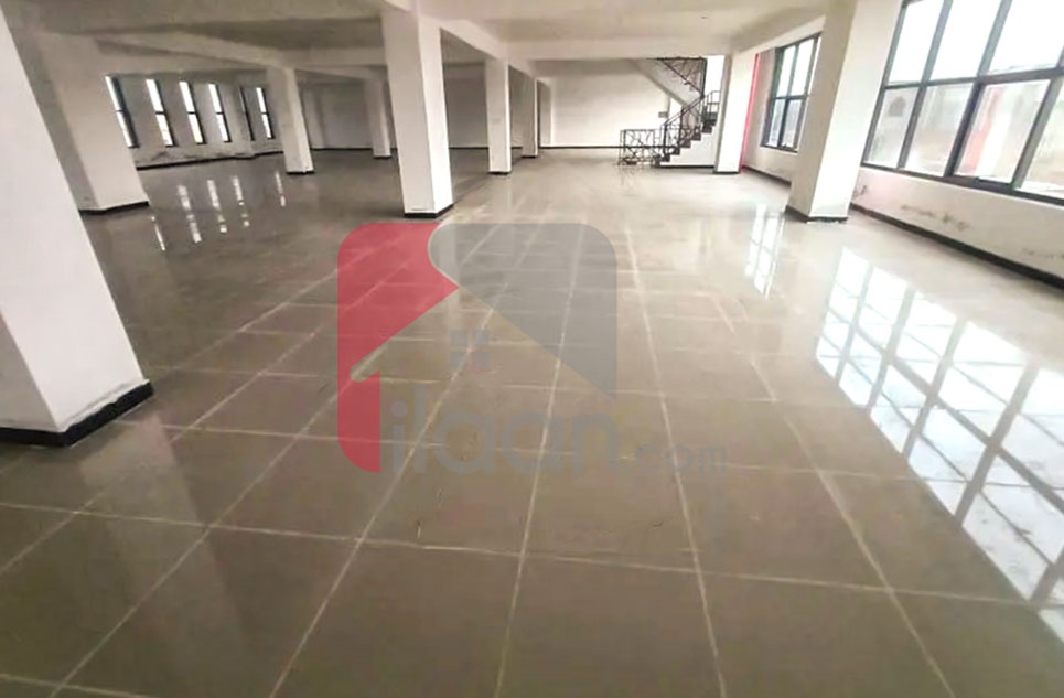 11.1 Kanal Office for Sale in Gulberg, Islamabad