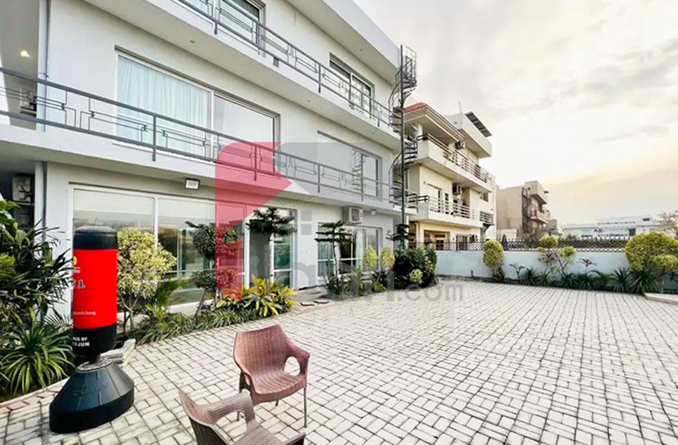 1.5 Kanal House for Sale in Phase 2, DHA Islamabad