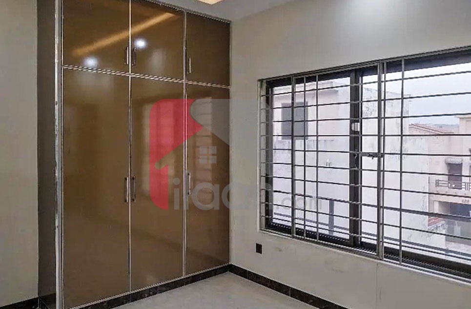 14.2 Marla House for Rent (First Floor) in I-8/2, I-8, Islamabad
