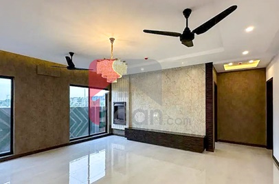 1 Kanal House for Sale in Block U, Phase 7, DHA Lahore