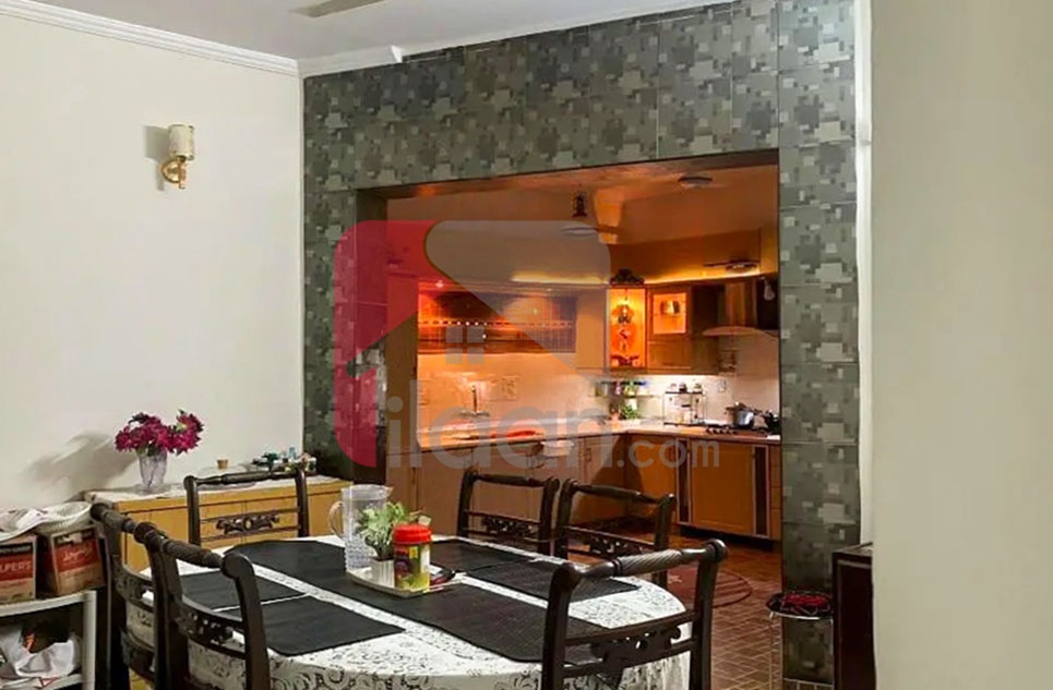 10 Marla House for Sale in Sector C, Askari 10, Lahore