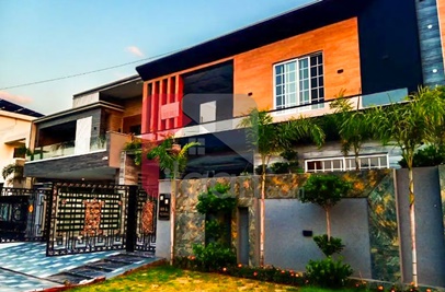 10 Marla House for Sale in Phase 2, PGECHS, Lahore