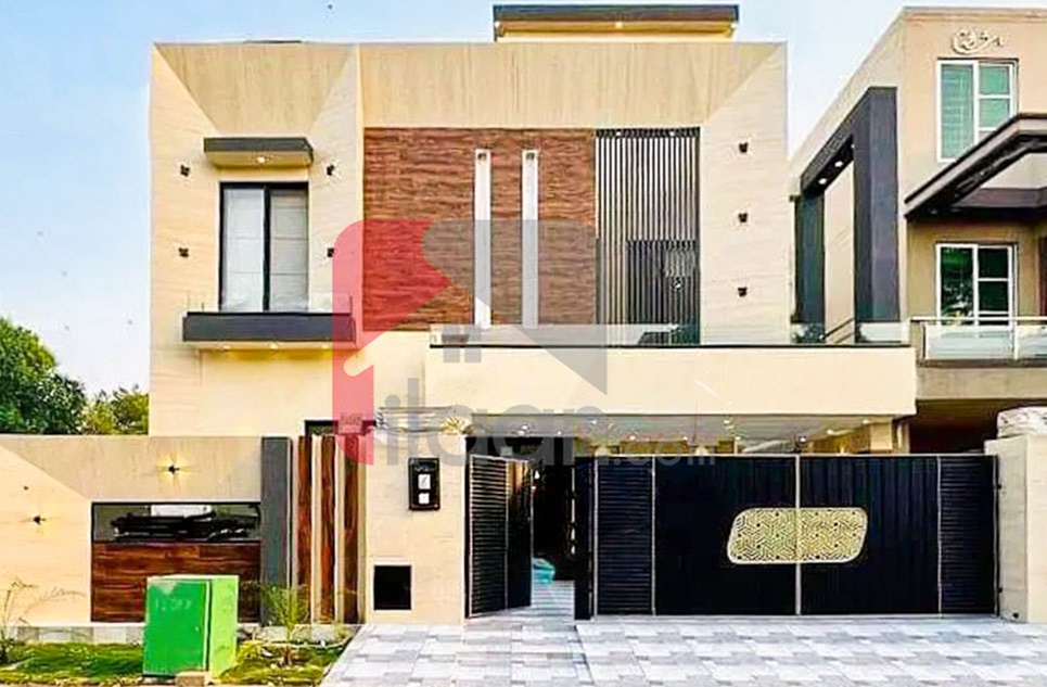 10 Marla House for Sale in Sector C, Bahria Town, Lahore