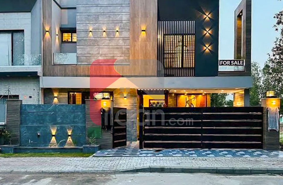 11 Marla House for Sale in Sector E, Bahria Town, Lahore