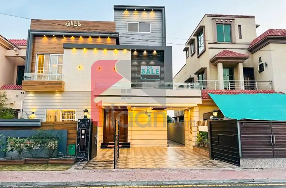 10 Marla House for Sale in Sector E, Bahria Town, Lahore