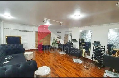 72 Sq.yd Office for Sale in Phase 6, DHA Karachi
