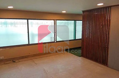200 Sq.yd Office for Rent in Ittehad Commercial Area, Phase 6, DHA Karachi