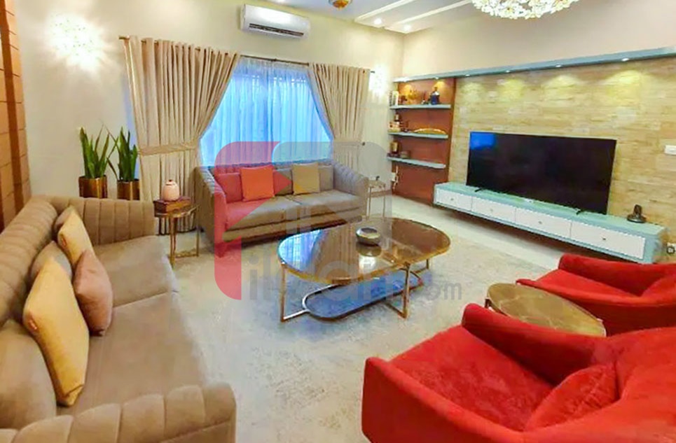 1.5 Kanal House for Sale in Phase 8, Bahria Town, Rawalpindi