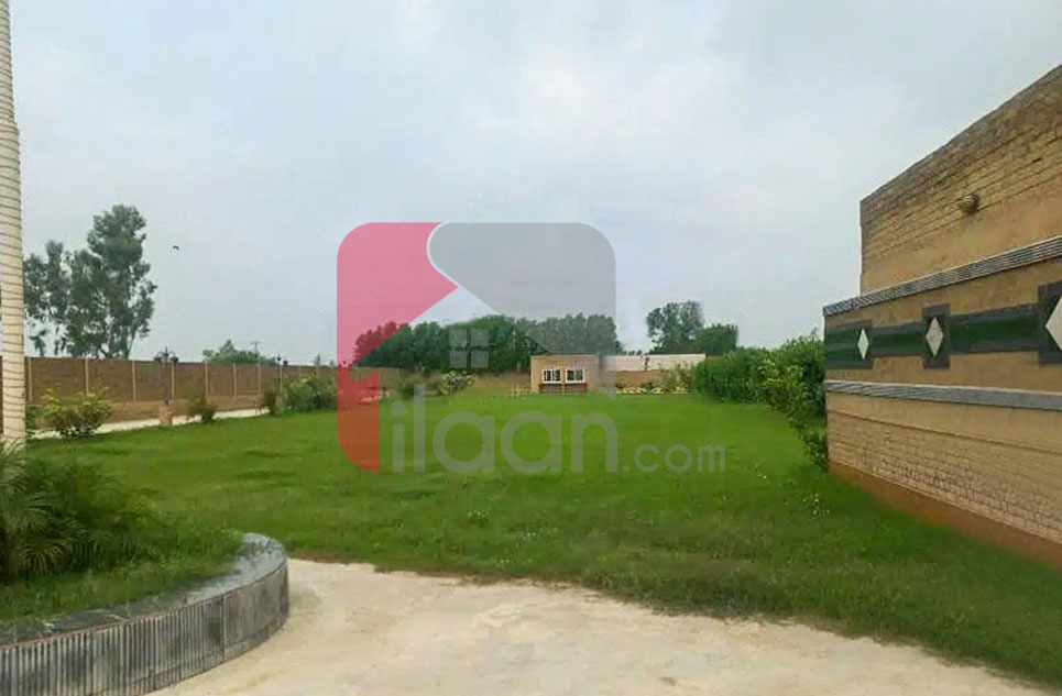 9 Kanal Farmhouse for Sale on Bedian Road, Lahore